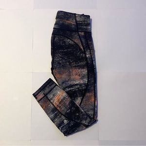 Lululemon cropped leggings 21”